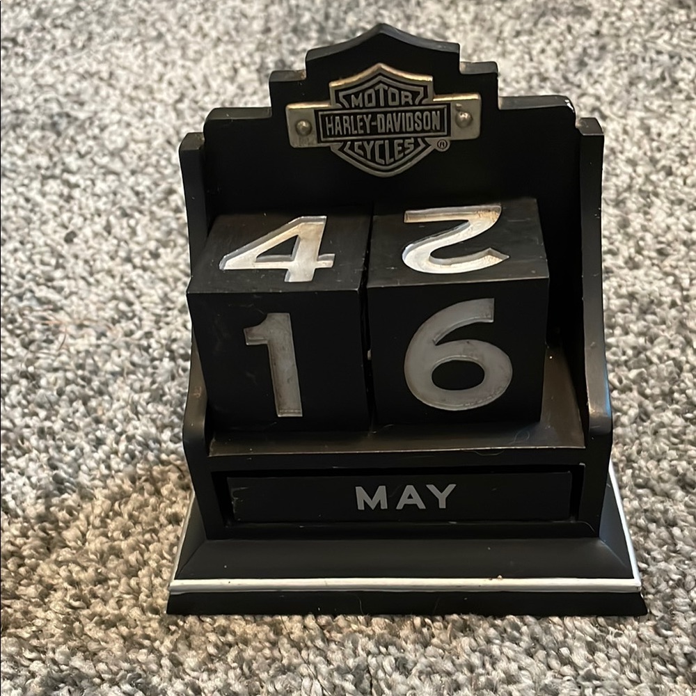 Harley-Davidson Black and Silver Desk Calendar-Vintage